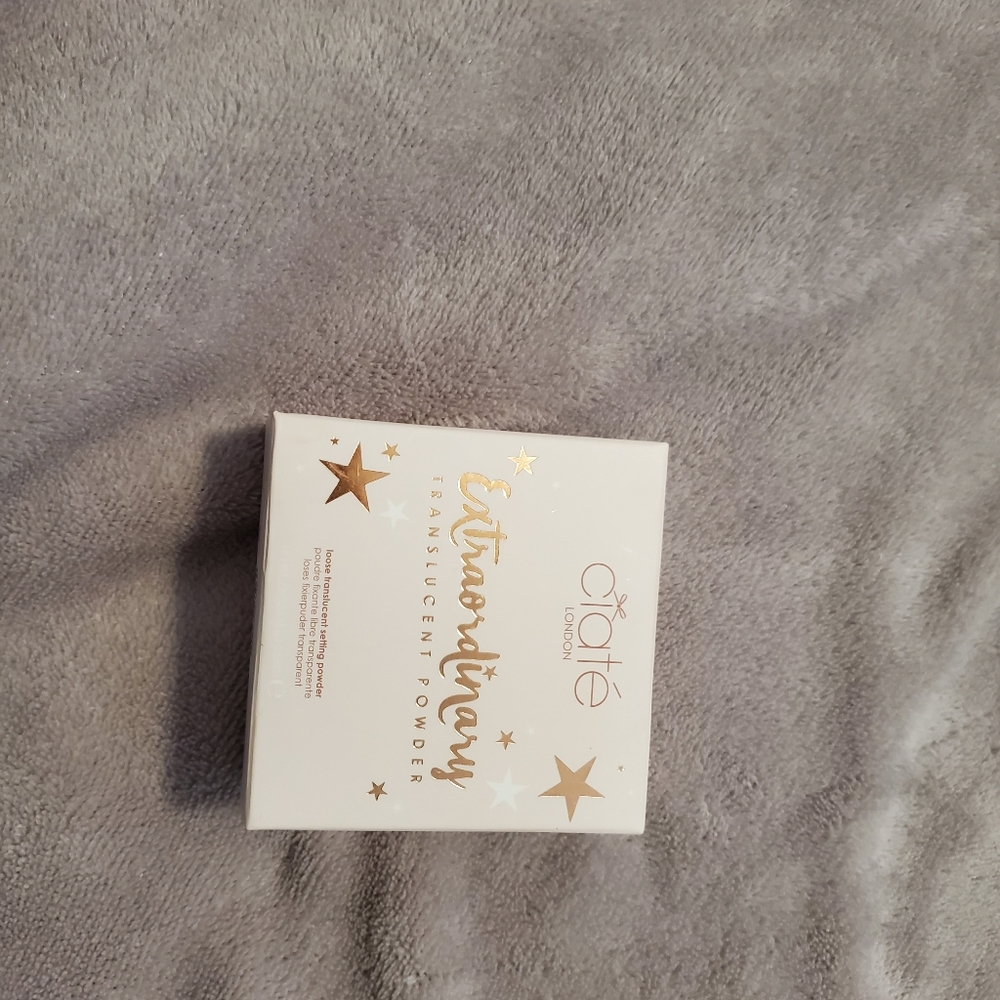 Ciate extraordinary Translucent setting powder